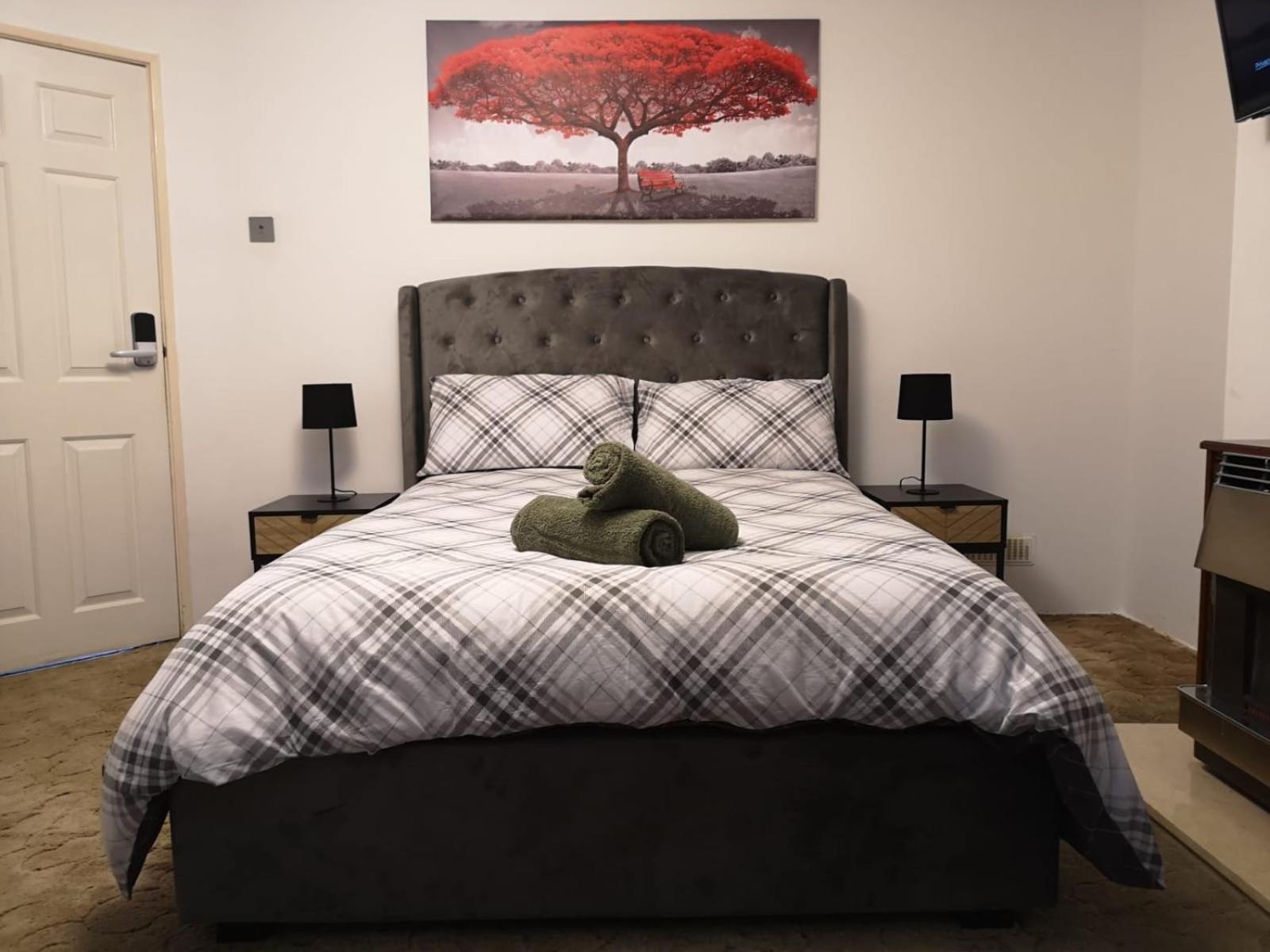 Mossbank House Luton Airport Otel Dış mekan fotoğraf
